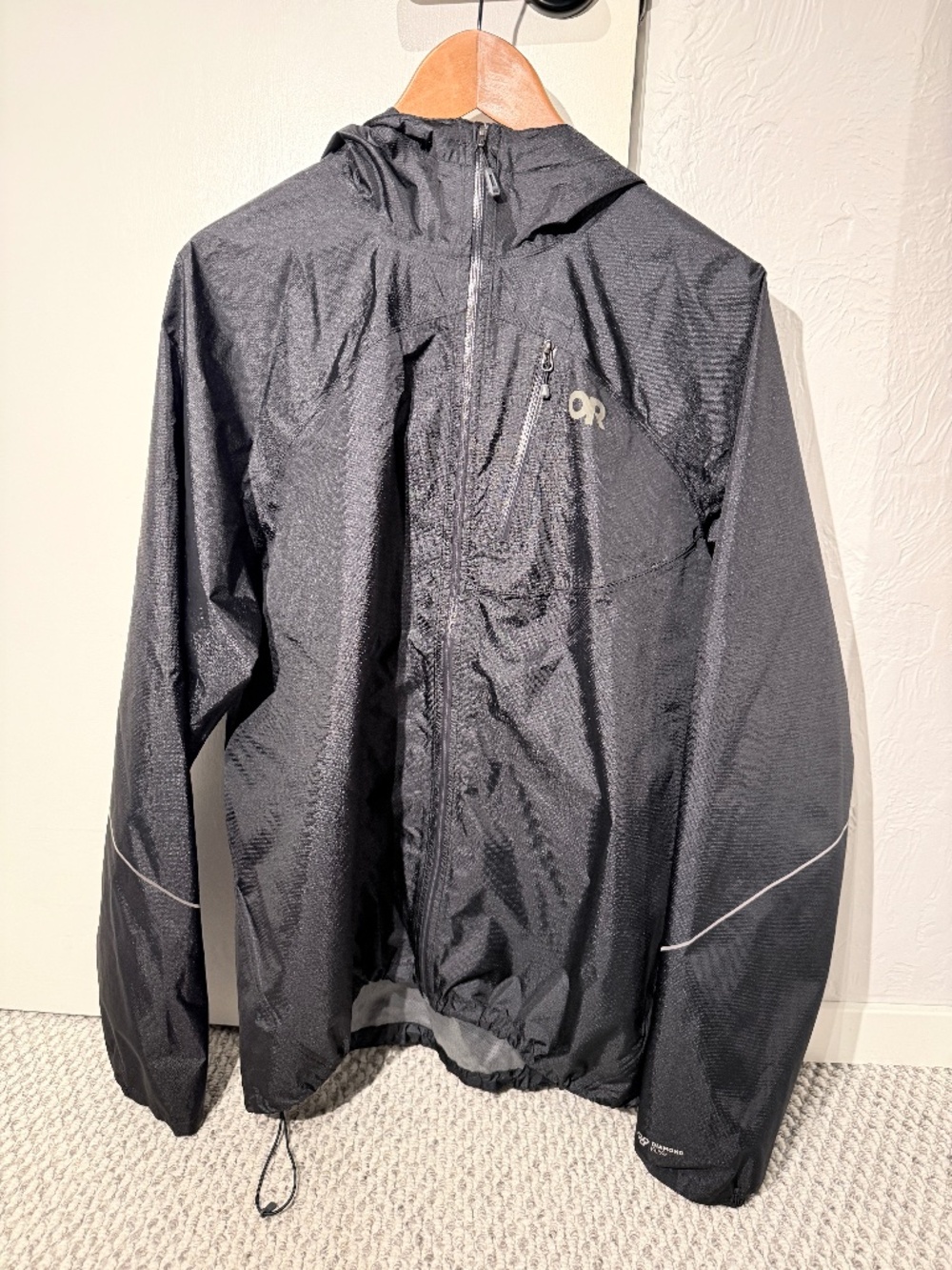 Outdoor Research Helium Rain Jacket - Men's Large - Black